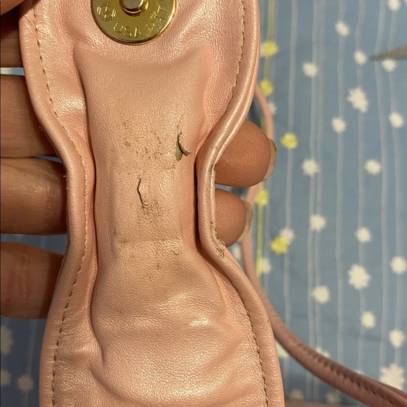 Soft Pink Women's Leather Top-Handle Bag, purse looks new except under flap - Picture 10 of 12